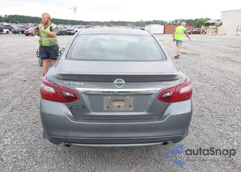 2017 Nissan Altima 2.5 Sr from USA, damaged, VIN 1N4AL3AP5HC284072